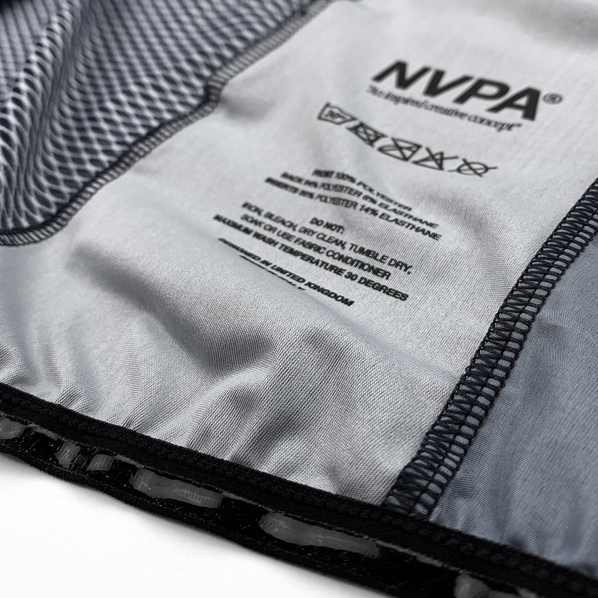 MESH®/Gilet™ Black