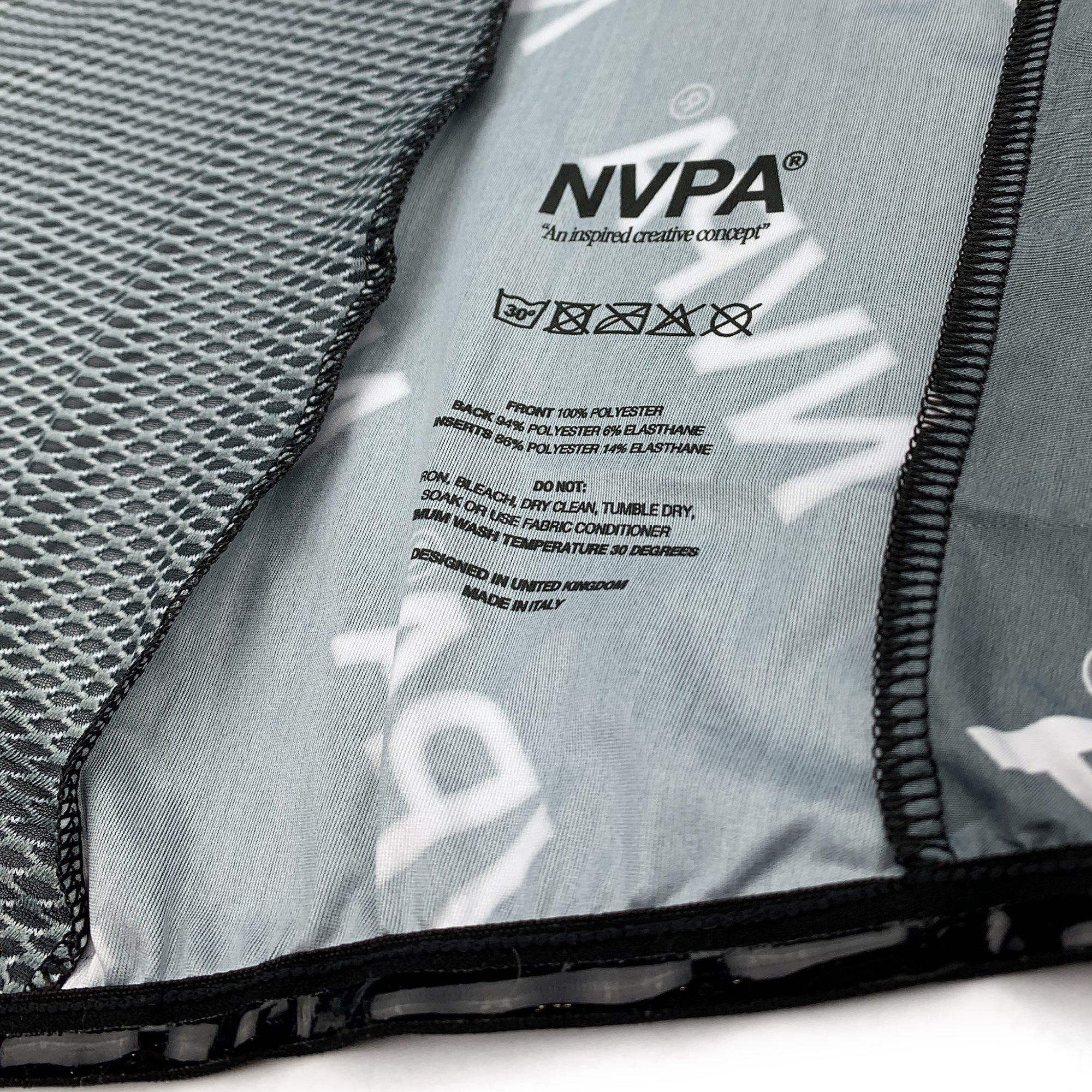 MESH®/Gilet™ Black™