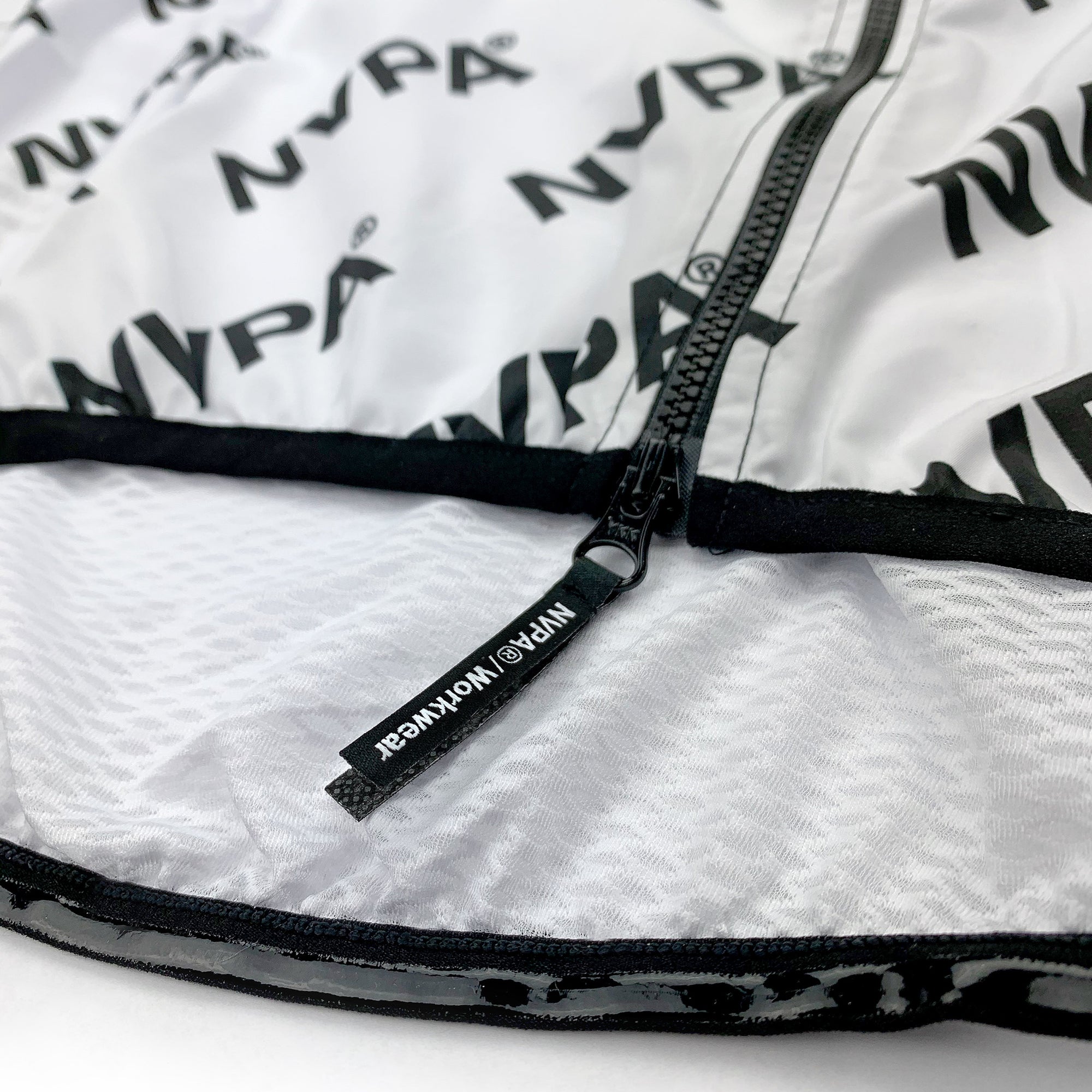 MESH®/Gilet White™ Women/Men