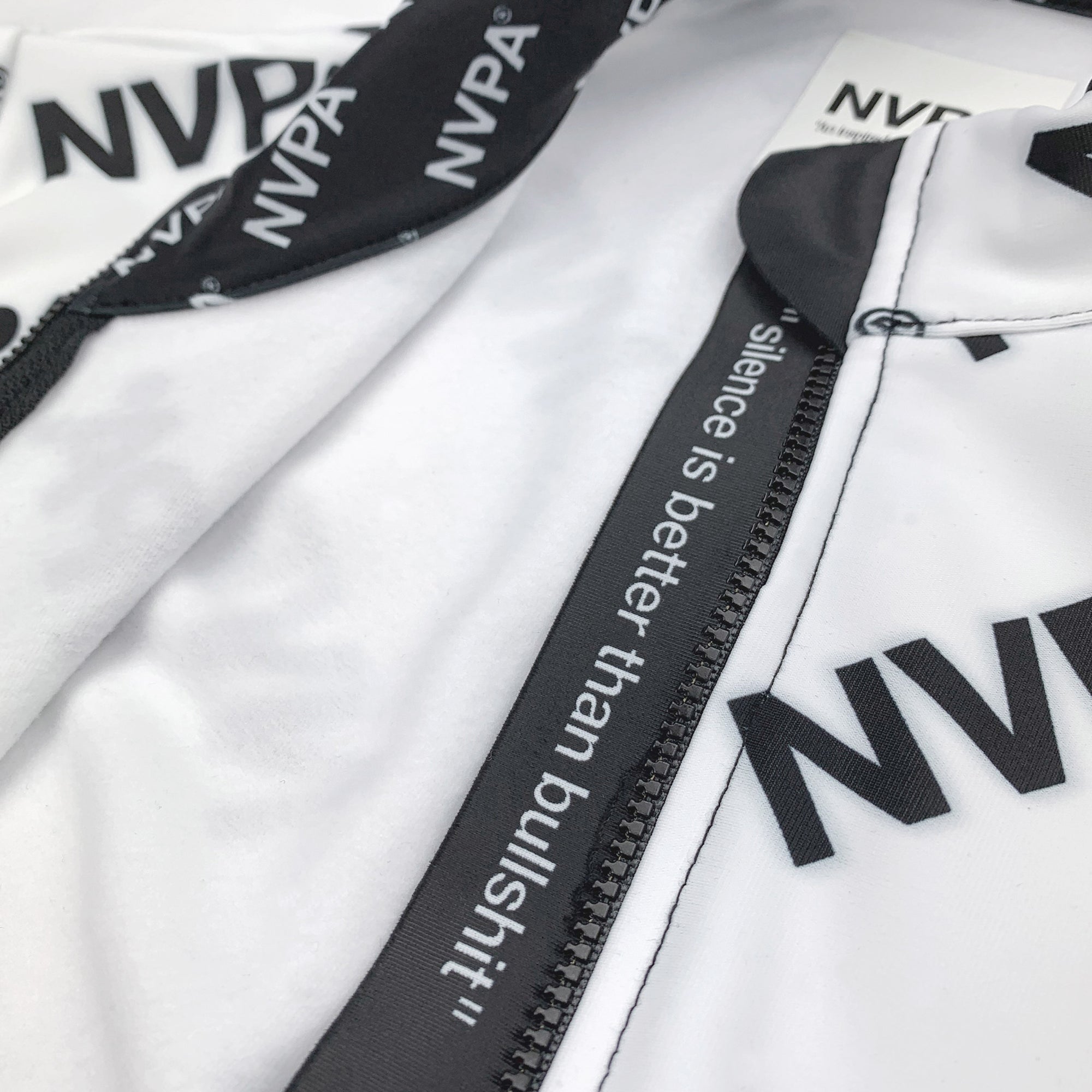 LONG®/Sleeve™ White™ Women/Men