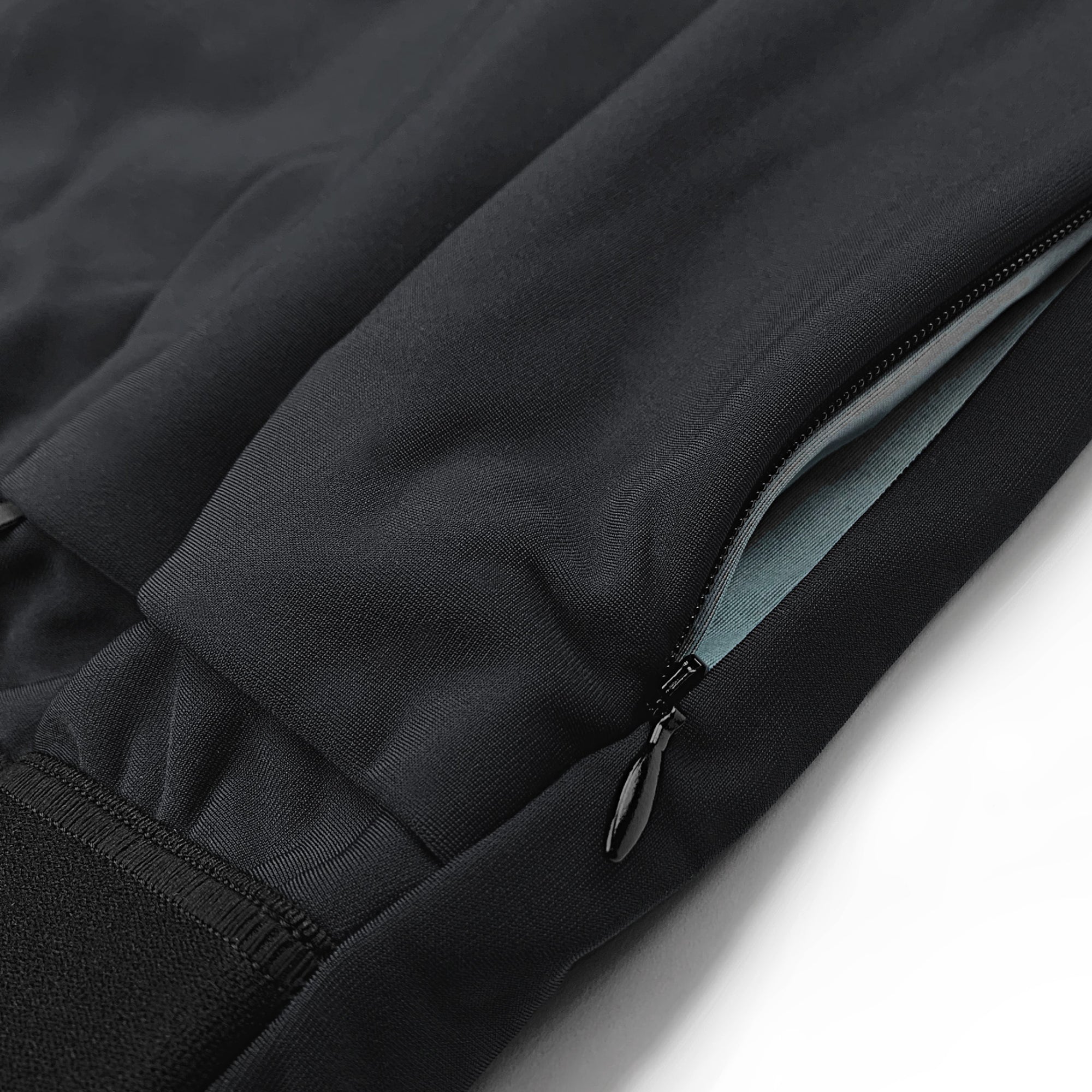 LONG®/Sleeve™ Black